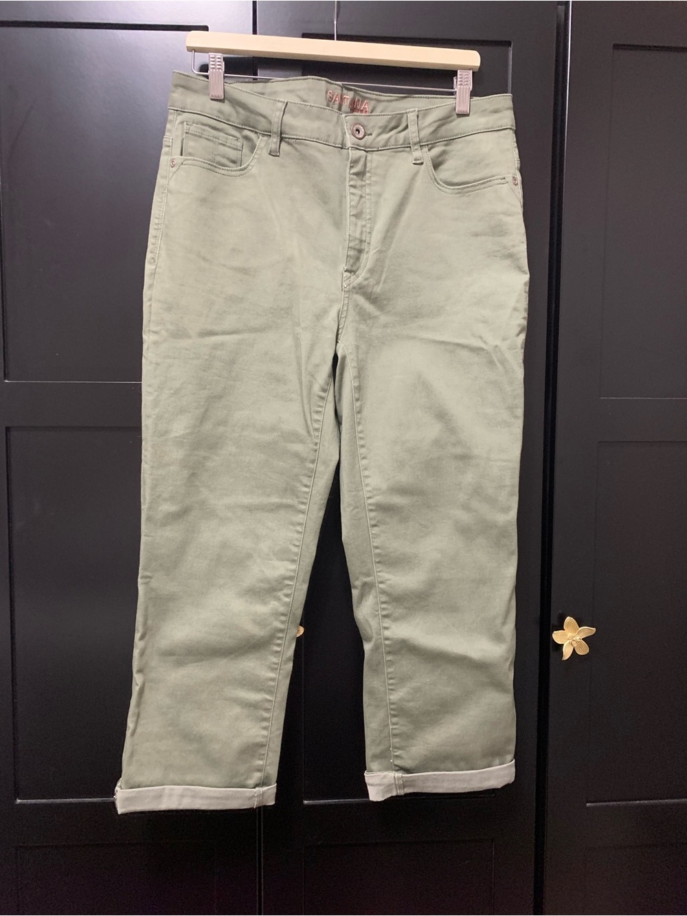 Santana Jeans 12 Women’s Ankle Cropped Jeans in Olive Green comfy versatile